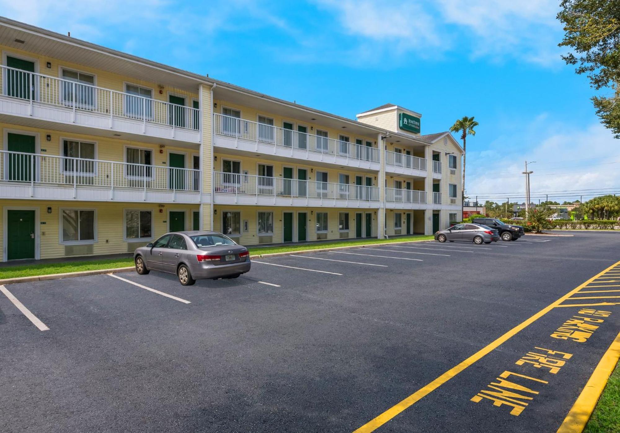 Hometowne Studios By Red Roof Orlando - Ucf Area Alafaya Exteriér fotografie